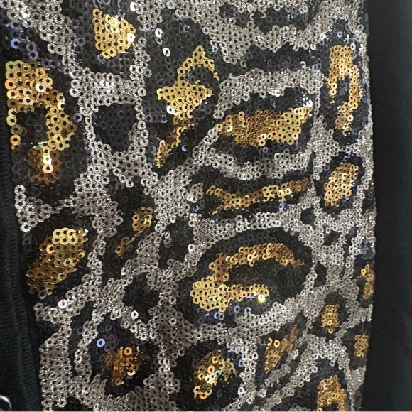 JM Collection Black Sequin Leopard Cardigan Sweater Size Medium Animal Print - Picture 4 of 4